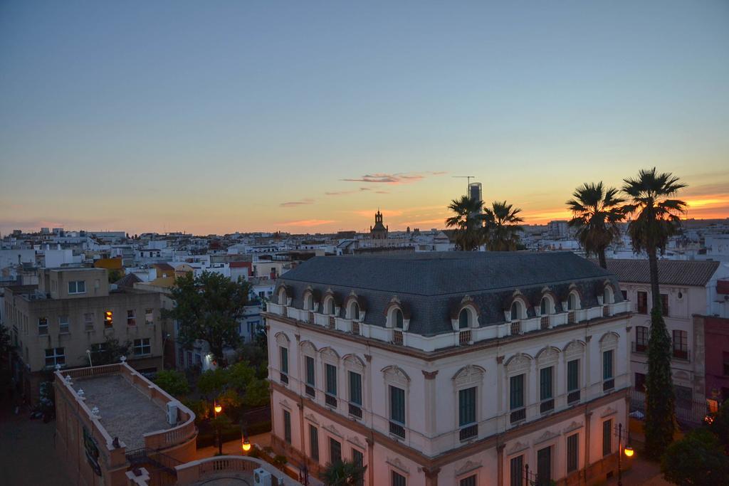 Apartamentos Sevilla Ruang foto