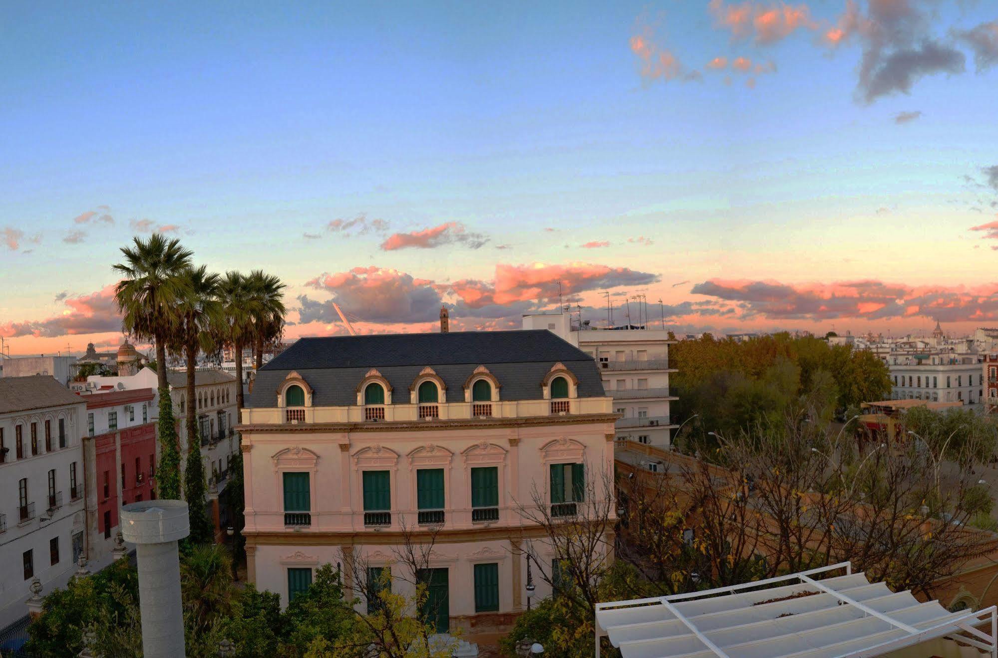 Apartamentos Sevilla Bagian luar foto